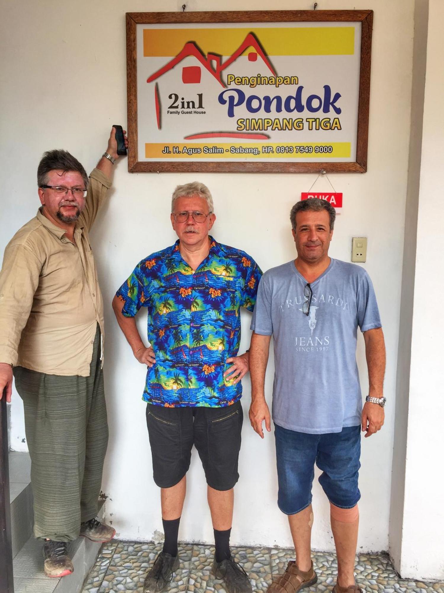 Pondok Simpang Tiga Sabang  Buitenkant foto