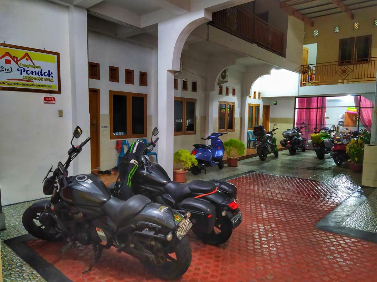 Pondok Simpang Tiga Sabang  Buitenkant foto